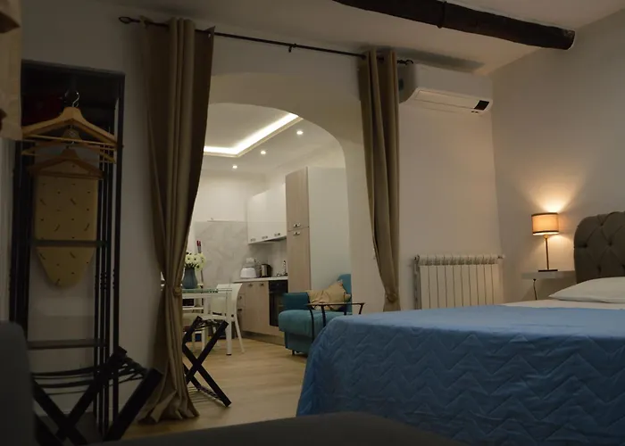 Bed and Breakfast House Vico Lungo a Toledo Napoli